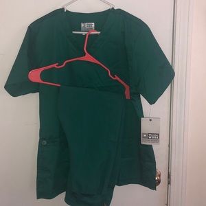 Women’s Jogger Scrub Set